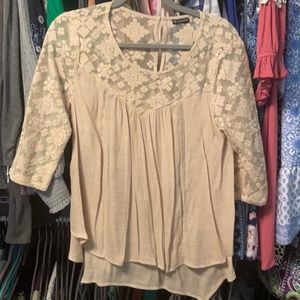 New Directions Tan Blouse Size Small